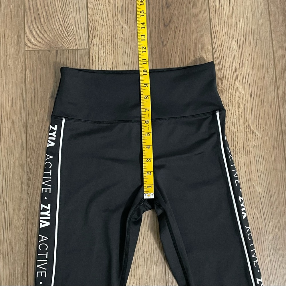 Zyia Active Leggings Print Down Sides - Picture 9 of 10
